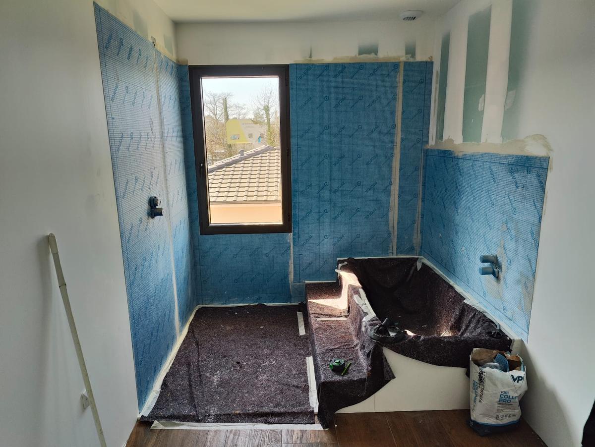 Salle de bains avant rénovation — Saint-Jean-d'Illac